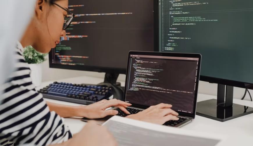 鄂尔多斯小程序定制开发构建实时互动新生态：WebRTC+即时通讯双引擎驱动