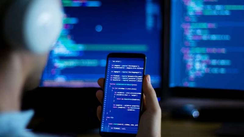 提速增效：Python如何助力鄂尔多斯小程序开发公司缩短企业应用上市周期？
